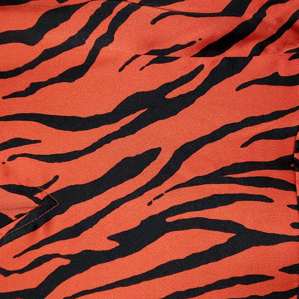 Dress - Picture 2 of 5
